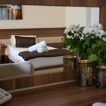 Motel Trend