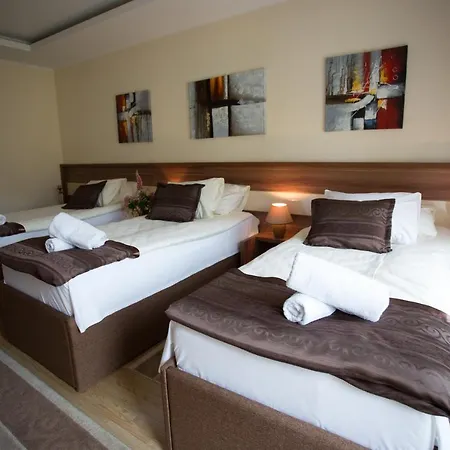 Motel Trend