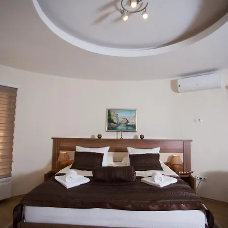 Trend モーテル 4*