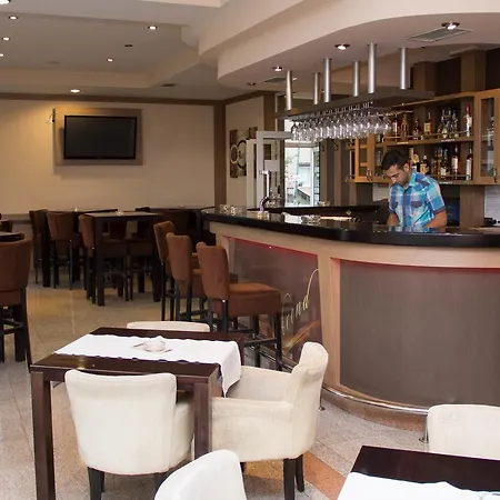 モーテル Trend Ilidža